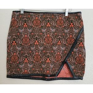 NWOT Express textured and tapestry type mini skirt size 10 rich colors